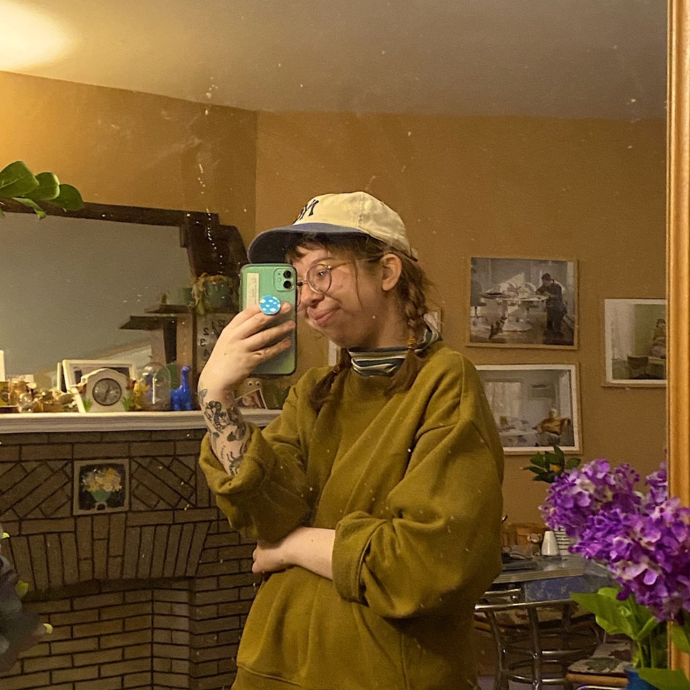 Meet your Posher, Ellisa